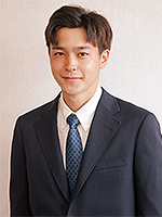 加藤　巧己