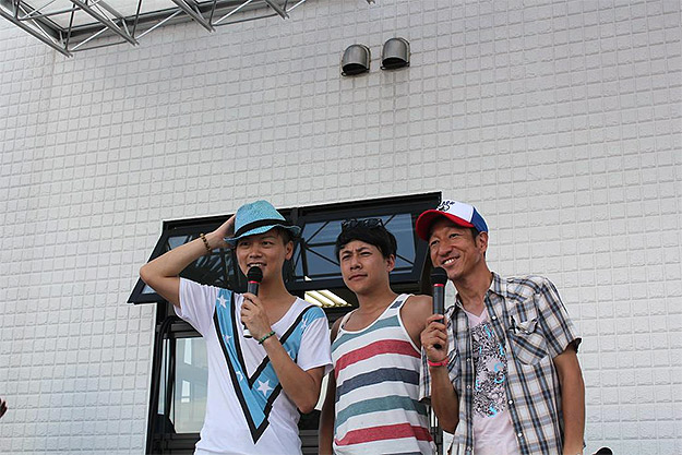 News Events 12年9月8日にfm横浜公開生放送 Air Cruise Special In 横浜コットンハーバーボートヤード が行われました Princess Yachts Japan